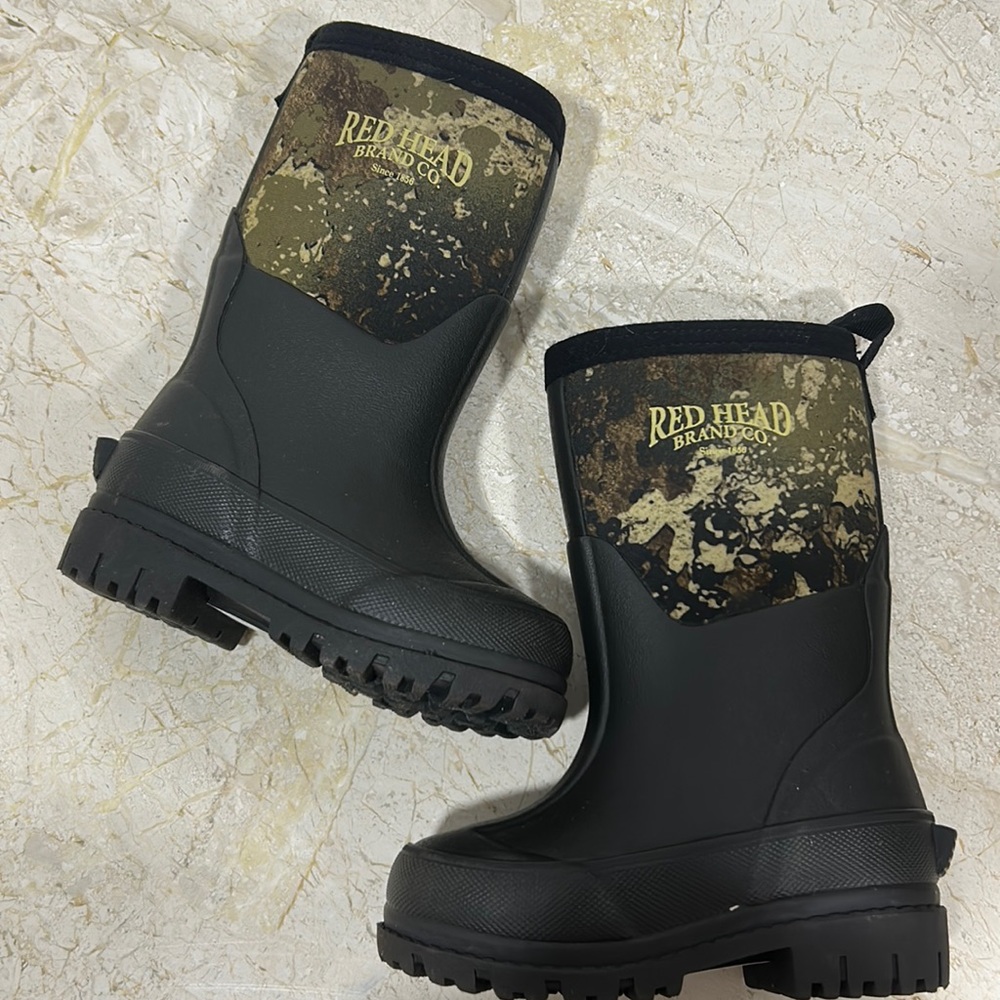 Red head toddler boots